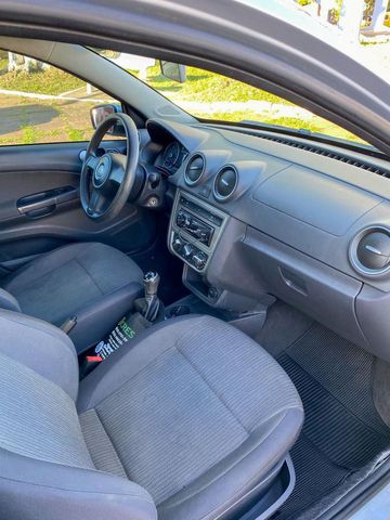 Vendo Voyage 1.0 City MI TOTAL FLEX 8V 4P.  8994