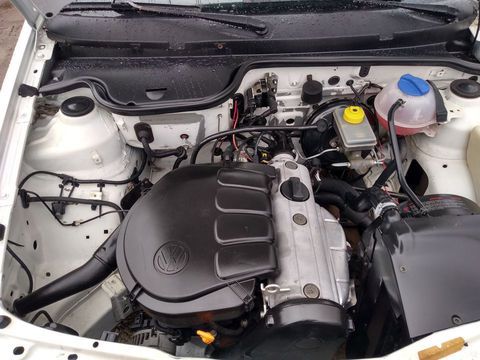 Gol G3 8v 2p ano/mod 2000 básico apenas com travas nas portas