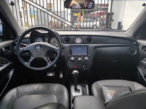 Oportunidade Vendo Mitsubishi Airtrek 2.4 Mivec AWD 4X4 extremamente NOVA!!LINDO CARRO!!! DESING MODERNO E ATUAL!!! 2008/2009, COR PRATA, CARRO COMPLETO, VERSÃO TOP DE LINHA!!!CAMBIO AUTOMATICO COM APENAS 94000 KM RODADOS ORIGINAIS, SEGUNDO DONO! ESTA COMIGO DESDE OS 26000 KM RODADOS( TENHO ELA DESDE 2012)! SUV MUITO CONFORTAVEL E CONFIAVEL, BANCOS EM COURO, PNEUS NOVOS MICHELIN , ENGATE, MODULO DE VIDROS, MULTIMIDIA ,CAMERA DE RÉ,SENSOR DE ESTACIONAMENTO,CONTROLE DE ESTABILIDADE ,CONTROLE DE RAMPA, RODAS ORIGINAIS ARO 17, FAROIS DE MILHA, RACK DE TETO, AIR BAGS, COMPUTADOR DE BORDO, MANUAL , CHAVE RESERVA, CARRO EXTREMAMENTE BEM CUIDADO, CARRO SEM BATIDAS E TODO SELADO, PARABLISA ORIGINAL, CARRO SEM DETALHES , PARECE NOVO!!! CARRO TODO REVISADO SEM NADA PARA FAZER!!!SUV PARA QUEM QUER MUITO LUXO E CONFORTO POR UM PREÇO ACESSÍVEL ,CARRO CHAMA MUITA ATENÇÃO! CARRO ESTÁ MUITO BONITO E CONSERVADO! PARECE NOVO!!!QUEM VÊ COMPRA,PORQUE NÃO ACHA CARRO IGUAL NO MERCADO! EXCELENTE CUSTO E BENEFICIO
CARRO QUITADO E SEM DEBITOS, IPVA 2021 PAGO, PEÇO R$30990 (ESCUTO PROPOSTA COERENTE) PARA MAIS 34-99238-0123( ME CHAME NO WATTS)

