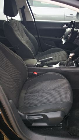 Peugeot 308 preto 1.6 2017 9450
