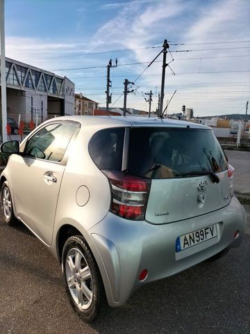 Toyota iQ 8065