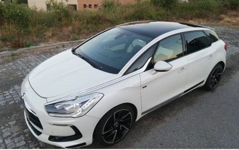 Citroen Ds5

12/2015
16 HDI 120CV
165K

GPS/BLUETOOTH/ AUX/SENSORES DE ESTACIONAMENTO/ VOLANTE MULTIFUNÇÕES/CRUISE CONTROL/BANCOS DESPORTIVOS. VIDROS ESCUROS E TETO PANORÂMICO.

12.990€

165 € POR MÊS COM FINANCIAMENTO!