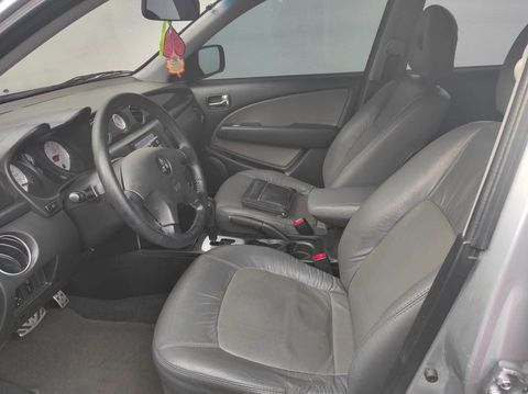  Oportunidade Vendo Mitsubishi Airtrek 2.4 Mivec AWD 4X4 extremamente NOVA 9292
