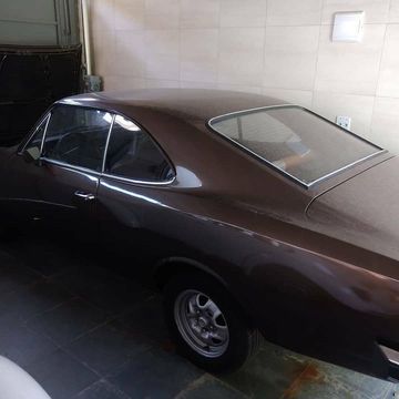 Opala Comodoro 1981 4cc gasolina em ótimo estado de conservação. Oportunidade única