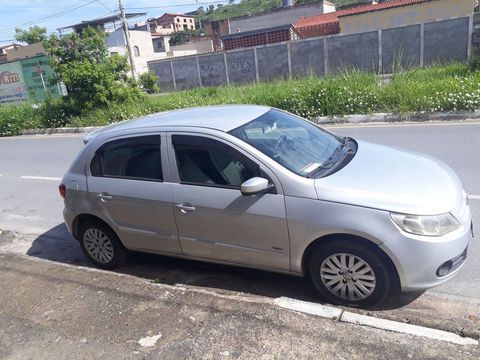 Vendo ou troco gol g5 ano 2009 completo 