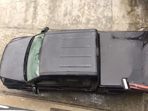 VENDO AMAROK  7368