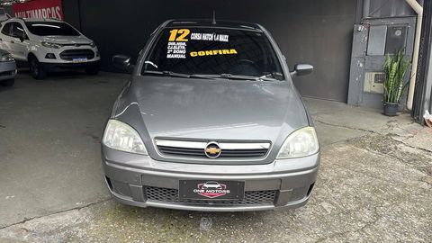 Quer um carro econômico e confortável?
Descubra o Corsa 1.4 Maxx 2012 Manual.
Visite nossa loja e veja de perto todas as vantagens que este modelo oferece!

* 2 Dono
* Manual e Chave cópia
* Laudo Cautelar 100% aprovado
* Chave Presencial
* Direção Hidráulica
* Licenciado
* Insulfilm
* Travas elétricas
* Porta Copos
* Vidros elétricos
* One Motors Certeza do Melhor Negócio!!!
* Fale Agora com um de nossos consultores Rodrigo/Adriana
*Nos Reservamos no direito de corrigir qualquer tipo de erro de digitação