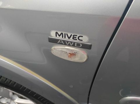  Oportunidade Vendo Mitsubishi Airtrek 2.4 Mivec AWD 4X4 extremamente NOVA 8225