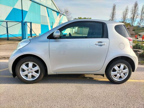 Toyota iQ 8933