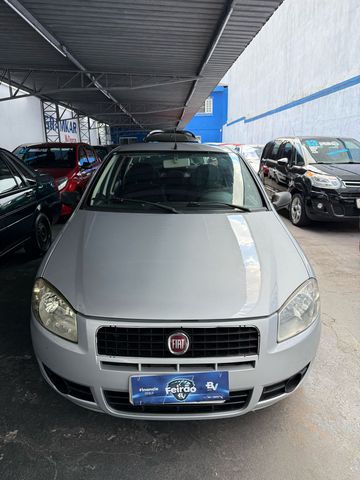 fiat siena el 10 flex 2010 carro sao bernardo do campo sp pericia cautelar aprovada veiculo so com direcao hidraulica aceitamos seu veiculo mesmo com divida aprovamos seu credito por telefone atendimento personalizado via whatsapp menores taxas do mercado financeiro em ate 60 vezes a melhor avaliacao do seu carro na troca aceitamos sua carta de credito facilitamos sua entrada no cartao em ate 20x venha comprar com quem entende do assunto sao 28 anos de tradicao e sede propria sao mais de 80 veiculos em estoque grupo gramkar multimarcas a certeza do melhor negocio nos reservamos no direito de corrigir qualquer tipo de erro de digitacao carro sao bernardo do campo sp fiat siena 2010 flex manual sedan 125000 prata 4 portas banco com regulagem de altura computador de bordo desembacador traseiro direcao hidraulica