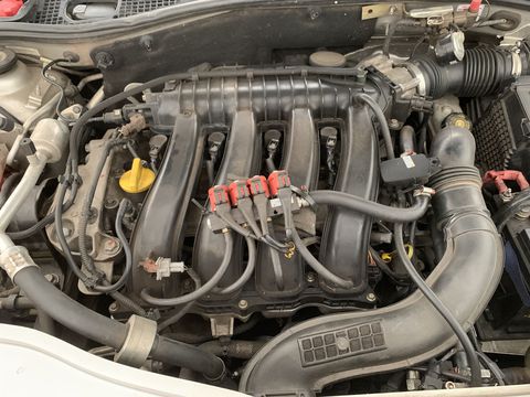 DUSTER 2.0 DYNAMIC AUT. (MUITO CONSERVADA).
Carro extremamente bem cuidado, excelente para família. Com um espaço interno gigante, versão mais completa, bancos em couro, multimídia de 7"piloto automático, comandos no volante, rodas de liga leve. Uso familiar, todas manutenções feitas e as preventivas também, todas com peças originais da Renault. Sempre estacionando em garagem coberta e sempre esteve assegurado. Estepe nunca usado e já higienizado. IPVA 2024 pago.
Carro no GNV 5 geração. Faz 13 km/m³  Um cilindro roda 220km, gastando 65,00