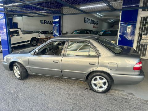 TOYOTA COROLLA XEI 1.8 GASOLINA  AUTOMÁTICO 2001 12409