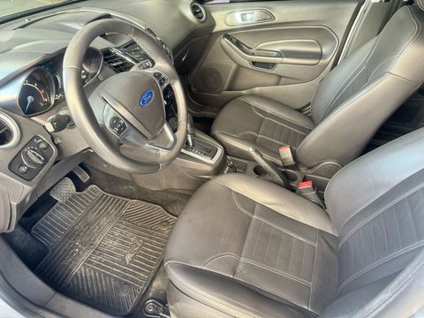 FORD FIESTA HATCH 1.6 TITANIUM AUTOMÁTICO 2014 12177