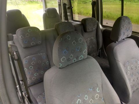 Doblo 1.8 7 lugares 7437
