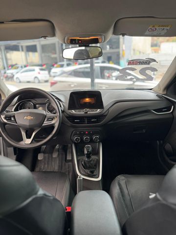 Onix 1.0 turbo 
1 ano de garantia Chevrolet 
Câmbio de 6 marchas 