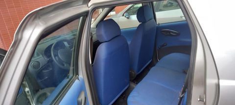 fiat punto 5 portas carro seixal pt vendo fiat punto de 5 portas com inspecao ate 2023 maio bastante economico pode trazer mecanico fiat punto 2003 gasolina station carro seixal pt fiat punto 2003 gasolina automatico station 290000 cinza 4 portas alarme banco com regulagem de altura vidros eletricos radio