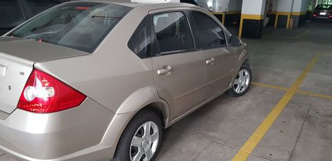 Fiesta 2010,prefeito, sem um barulho,doc.ok,mecânica ok,trocas de óleo e filtros feitas a cada 5000km ,carro de garagem,vidros elétricos,travas elétricas,ar condicionado,direção hidráulica.