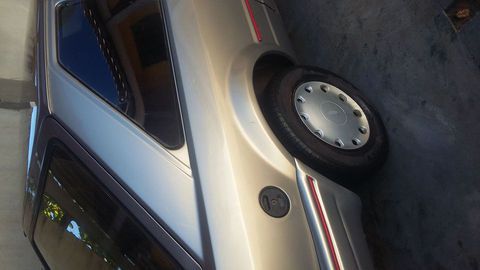 Vendo um Escort hob dok ok nada para fazer em perfeito estado 5pneus novos