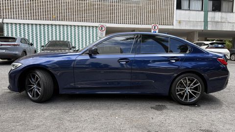 BMW 320i AZUL com interior BEGE - 2020 14214
