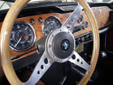Triumph tr4 praticamente novo estofos em pele e jantes cromadas homologado pela cpaa 