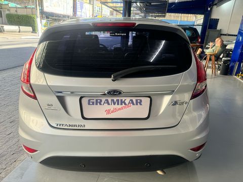 FORD FIESTA HATCH 1.6 TITANIUM AUTOMÁTICO 2014 12172