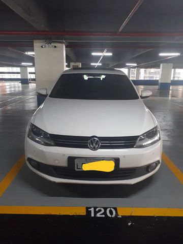 Jetta completo com teto. 7650