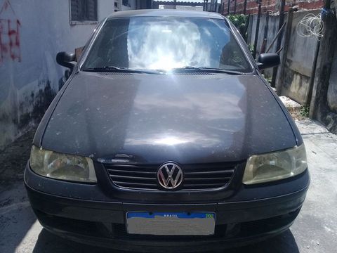 Vendo gol G3 gasolina, precisa fazer a parte debaixo do motor ( não chegou travar) mas não esta rodando, foi trocado cabos, velas, óleo e filtros recentemente.