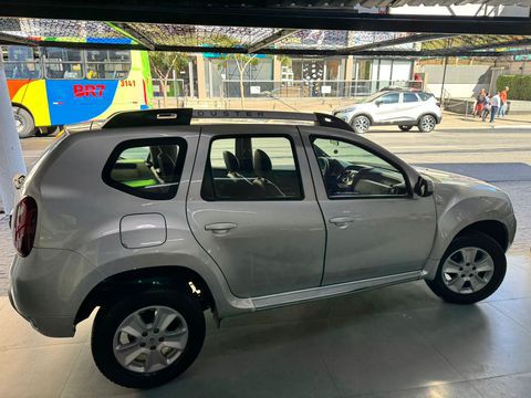 RENAULT DUSTER 2.0 FLEX  DAYNAMIQUE 2017 13437