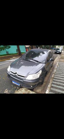 C4 Hatch 2013
Glx 1.6 manual
Kit Multimidia Android 10
Câmera de Ré
Banco do motorista com regulagem de altura
Farol de milha 
Vidro e trava elétrica em todas as portas 
Piloto Automático
Computador de bordo
GPS 
Wi-fi 

Obs : veículo com sinistro no doc devido não ter airbag do passeigeiro que foi armado devido pequena colisão que não afetou nada a estrutura do veículo.

Motivo da venda: compra de um ap
