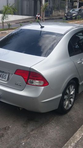 vendo um honda Civic xls flex 1.8 impecável segundo dono carro de garagem podemos estudar proposta pouco rodado apenas 61200km   6541