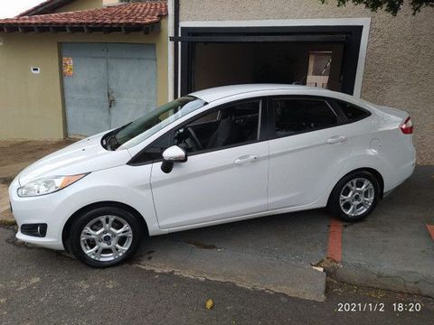 New Fiesta sedan 1.6 completo 2014 8012