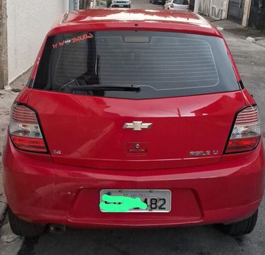 .............AGILE LT 2012..........

* Vidro: Elétrico Dianteiro e Traseiro
* Desembargador Traseiro
* Ar Condicionado
* Ar Quente
* Banco com Ajuste de Altura
* Volante Com Regulagem de Altura
* Direção Hidráulica 
* Trava: Elétrica
* Vidro: Filmado
* Cor: Vermelha
* Ano: 2012
* Banco: Tecido
* Som: Bluetooth 
* Documentos: OK
* Chave Reserva e Manual

Obs: NAO E DE LEILÃO 

Licenciado até 2025
Km Rodado até o Momento 
.................97.000...............

ABAIXO DA Tabela FIPE
No Estado que se Encontra 
Pagou Transferiu Levou....

......Valor: R$ 29.500.......