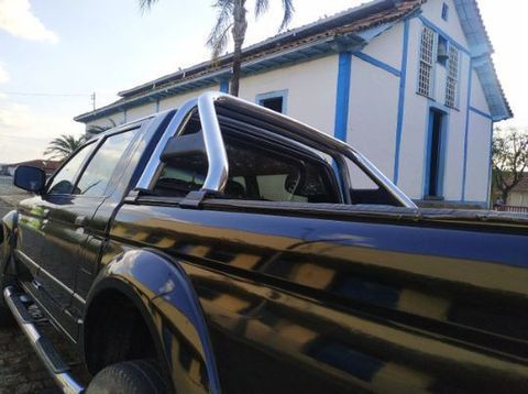 L200 7033