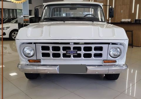 4.0 CUSTOM S 
CS 8V DIESEL
 2P MANUAL
 ANO 1982 
COR BRANCO