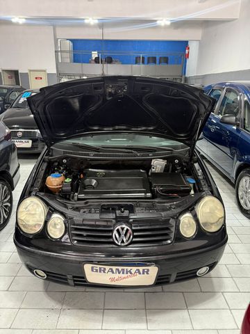 VOLKSWAGEN POLO SEDAN 1.6 GASOLINA 2005 13501