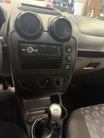 FORD FIESTA 1.0 HATCH 2013 12748