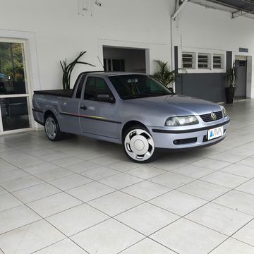 🚘 VOLKSWAGEN SAVEIRO 
1.8 MI SUMMER CS 8V GASOLINA 2P MANUAL G.III

📅 2001/2001
💰 R$ 57790.00
- Gasolina
- Manual
- Azul
- 2 portas
——————————————

✅ Licenciado
——————————————
Infos:
- 110000 km
Informações Adicionais:

✅ Alarme
✅ Travas elétricas
✅ Direção hidráulica
✅ Vidros elétricos
✅ Rádio
✅ Farol de neblina
✅ Pára-choques na cor do veículo
✅ Porta-copos
✅ Capota marítima
✅ Protetor de caçamba
——————————————
consulte para maiores informaçoes .