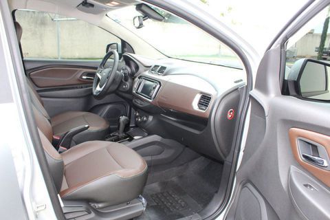 Ótimo estado, completo, IPVA pago, licenciado, air bag, ar condicionado, alarme, banco de couro, vidros e travas elétricas, computador de bordo, sensor de ré
Somente venda - NEGOCIÁVEL