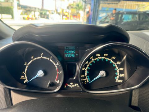 FORD FIESTA HATCH 1.6 TITANIUM AUTOMÁTICO 2014 12169