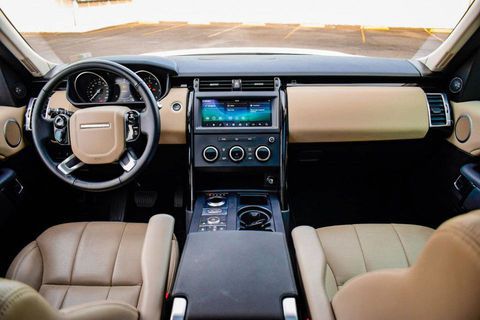 carro Curitiba - PR land rover discovery 2019 diesel suv CARRO 100% PERICIADO COM LAUDO E GARANTIA DE 90 DIAS IMPECÁVEL, MAIS FOTOS E VIDEOS FONE WHATS 41 999732414