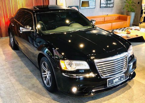 Chysler 300c v6  7922