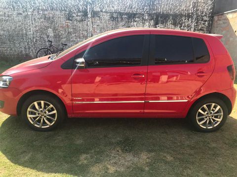 Carro com um motor 2019 comprado na caixa na concessionaria Apia em Rio Claro. 