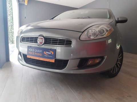 Bravo Essence 1.8 completo Ano: 2011, carro muito novo, Documentação ok nada pra fazer só pegar e sair andando.