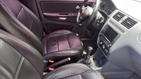 carro Belém - PA volkswagen fox 2018 flex hatch Fox Xtreme MB 1.6 2017/18 vermelho. completo de tudo. venha conferir.
Obs: 4 pneus novos e já esta selado.
988908442 zap/982278088
Silvio Oliveira