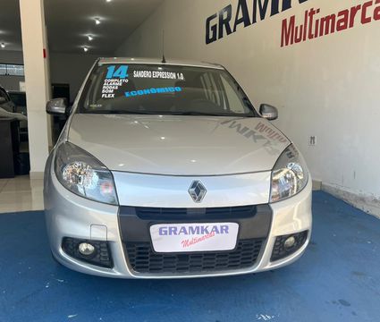 Ar condicionado, Direção hidráulica, Desembaçador traseiro, Trava elétrica, Vidros elétricos, Air bag motorista, Alarme, Ar quente, Freio ABS, Limpador traseiro, Rodas de liga leve, Computador de bordo, Encosto de cabeça traseiro, Volante com regulagem de altura, Porta copos, GPS, Kit Multimidia, Insulfilme, Break light, Airbag passageiro, Farol de neblina, Bluetooth, Entrada USB, Manual, Chave Reserva, , Comando interno na tampa do tanque, Central Multimidia, Rádio AM/FM.
Buscando um carro seminovo de qualidade e com garantia? Venha para o GRUPO GRAMKAR MULTIMARCAS !!!
A GRAMKAR MULTIMARCAS ESTÁ HÁ 28 ANOS NO MERCADO.
Aceitamos seu veiculo na troca com uma avaliação justa
Trabalhamos com veículos revisados, periciados e muito bem conservados!
Temos as melhores taxas do mercado e trabalhamos com as principais financeiras!
Financiamento em até 60x (SUJEITO A ANÁLISE DE CRÉDITO)
Financiamento Sem Entrada!(SUJEITO A ANÁLISE DE CRÉDITO)
Parcelamos a sua Entrada em até 24x no Cartão de Crédito!
Aceitamos sua carta de crédito(SALVO ALGUMAS INSTITUIÇÕES)
Fazemos troca com troco
COMPRE SEU VEICULO COM QUEM ENTENDE DO ASSUNTO SÃO 28 ANOS DE TRADIÇÃO E SEDE PRÓPRIA
SÃO MAIS DE 80 VEICULOS EM ESTOQUE
ESTAMOS LOCALIZADO NA RUA JURUBATUBA 1347 CENTRO DE SBC SP
GRUPO GRAMKAR MULTIMARCAS A CERTEZA DO MELHOR NEGÓCIO!!!
NOS RESERVAMOS NO DIREITO DE CORRIGIR QUALQUER TIPO DE ERROS DE DIGITAÇÃO