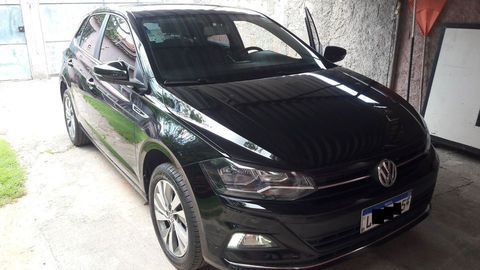 Carro completo, praticamente novo com apenas 9.000km rodados.
Documento 2020 pago.
Comprado no final de 2018, o carro tem 2 anos de uso com baixa kilometragem diária.
Usado apenas para deslocamentos curtos, nunca batido e poucos detalhes na pintura.
Chave reserva nunca usada.
Manutenção regular e todas realizadas na consercionária com a revisão de out/2021 já paga, contratada na compra do veículo.
Todos os itens originais e nenhuma modificação realizada no veículo