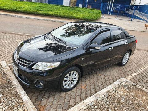 Vendo Corolla Altis 2012 único dono 6677