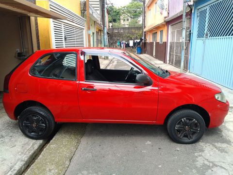 Veículo em ótimo estado, revisado com doc ok