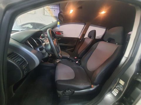 HONDA FIT  10525