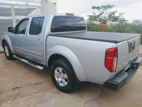 Nissan Frontie XE CD 2.5 turbo Diesel - Novíssima 7200